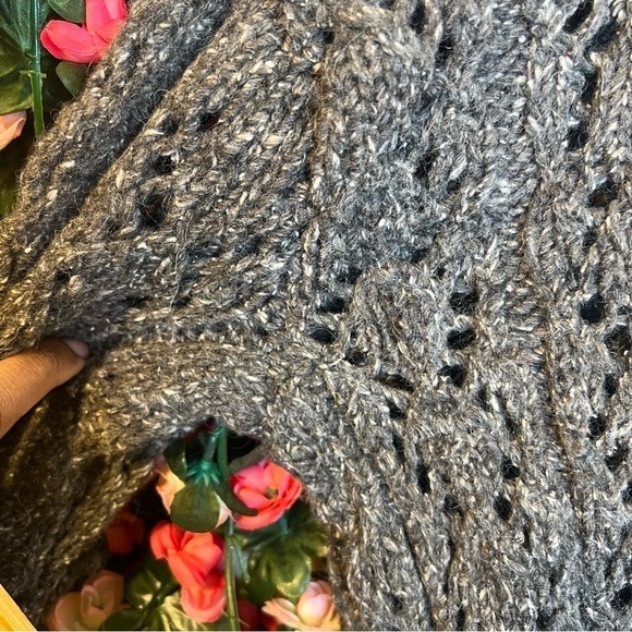 🌹Andewear Brown Tan Crochet Knit Wool Blend Oversized Sweater Women’s Large - Picture 4 of 8